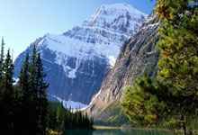 虎扑体育官网：32岁格策凌空斩，1-0，德甲第4双杀德甲5冠王，一夜升至第3.